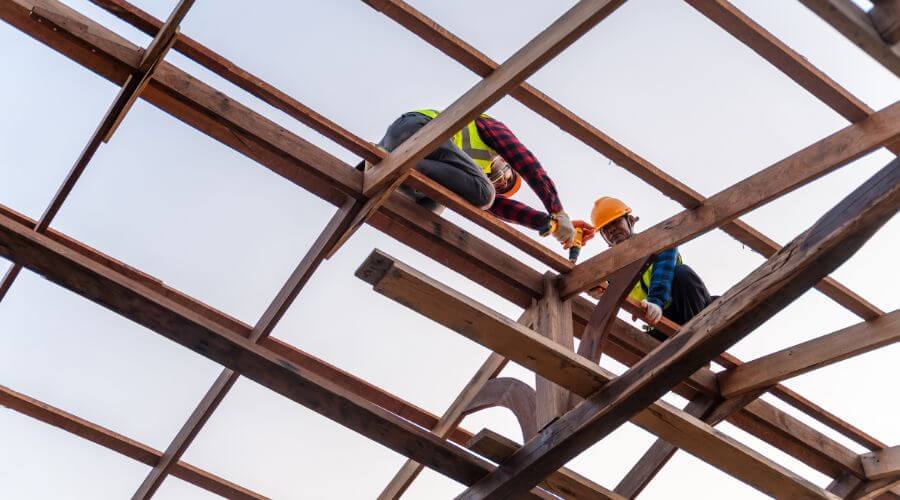 Professional residential roofers in Huddleston, VA